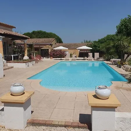 Ferienhaus De L'hacienda 5 Alès